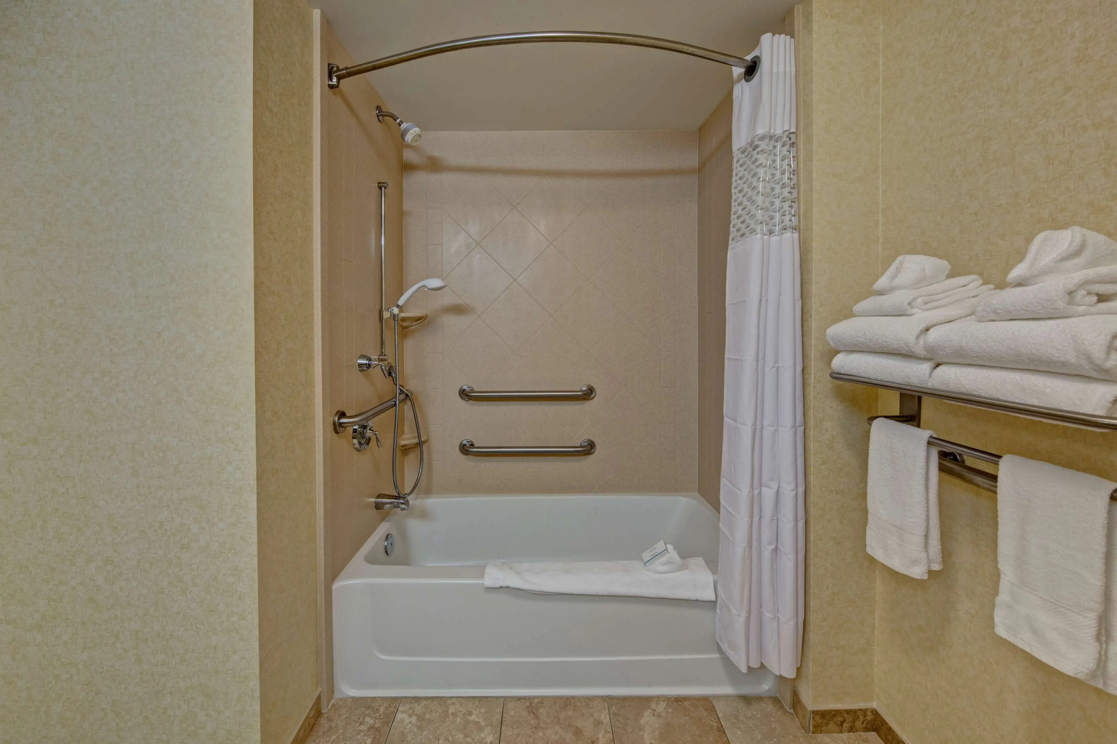 Hampton Inn & Suites Stuart-North