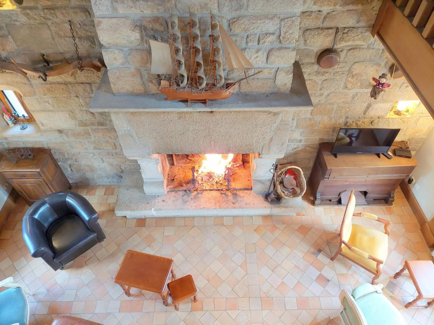 Breton granite stone house with fantastic sea views