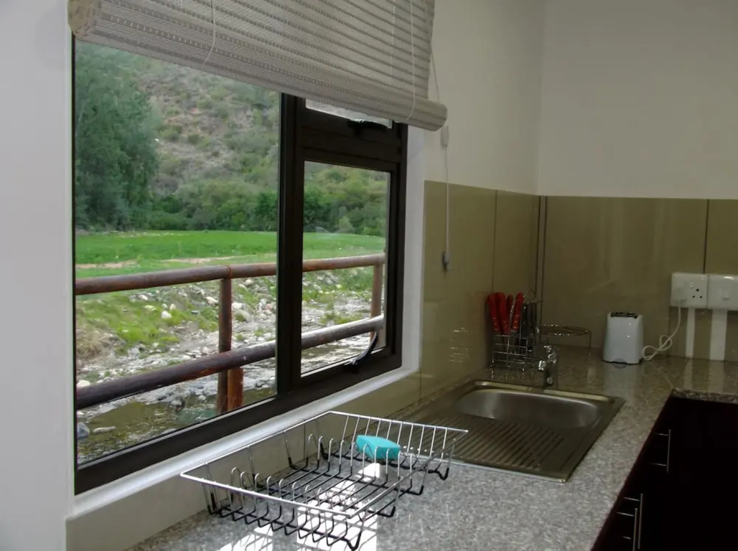 Old Mill Country Lodge & Restaurant