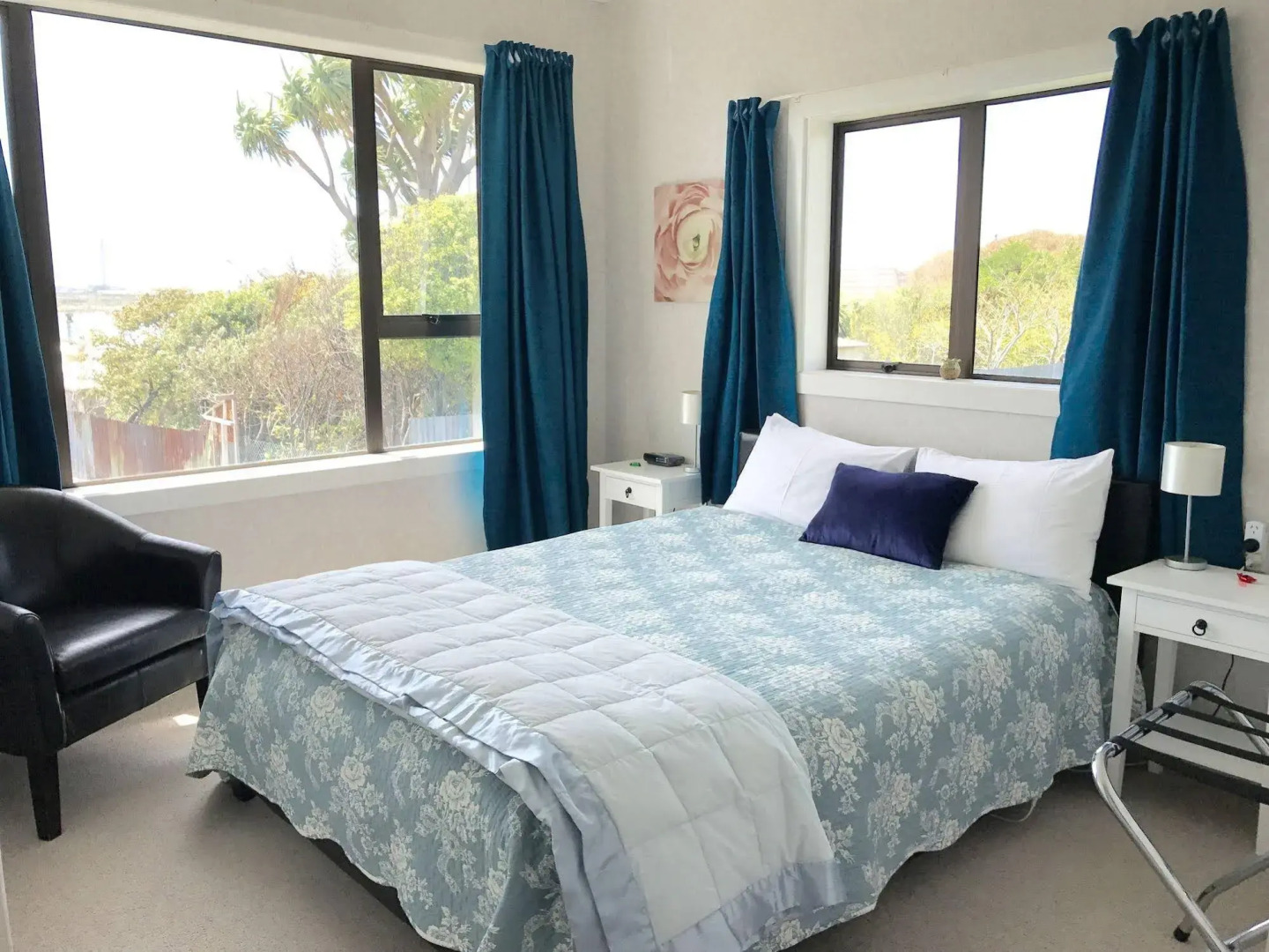 Bluff Ocean Vista Motel