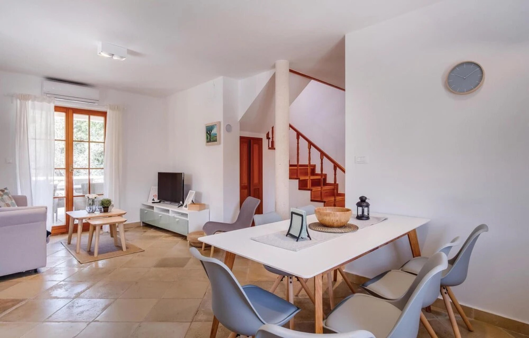 Stunning Home in Sveti Jakov With Sauna, Wifi and 3 Bedrooms