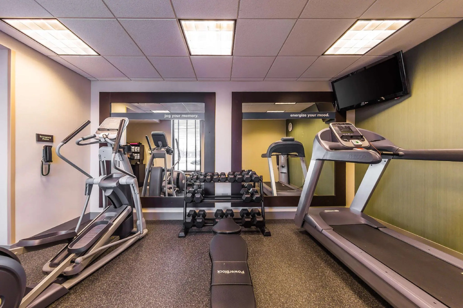 Four Points by Sheraton Chicago Westchester/Oak Brook