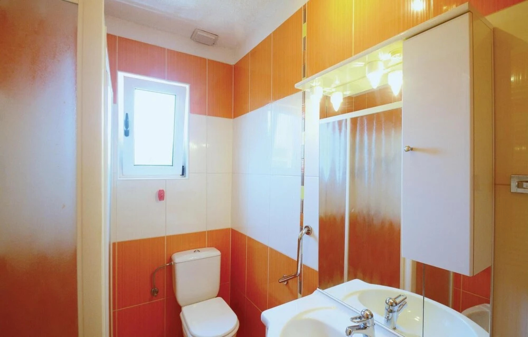 Stunning Home in Barisici With Wifi and 4 Bedrooms