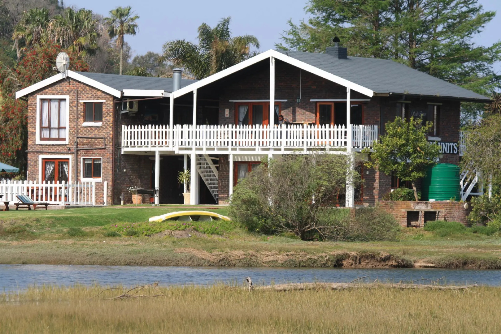 Salt River Lodge