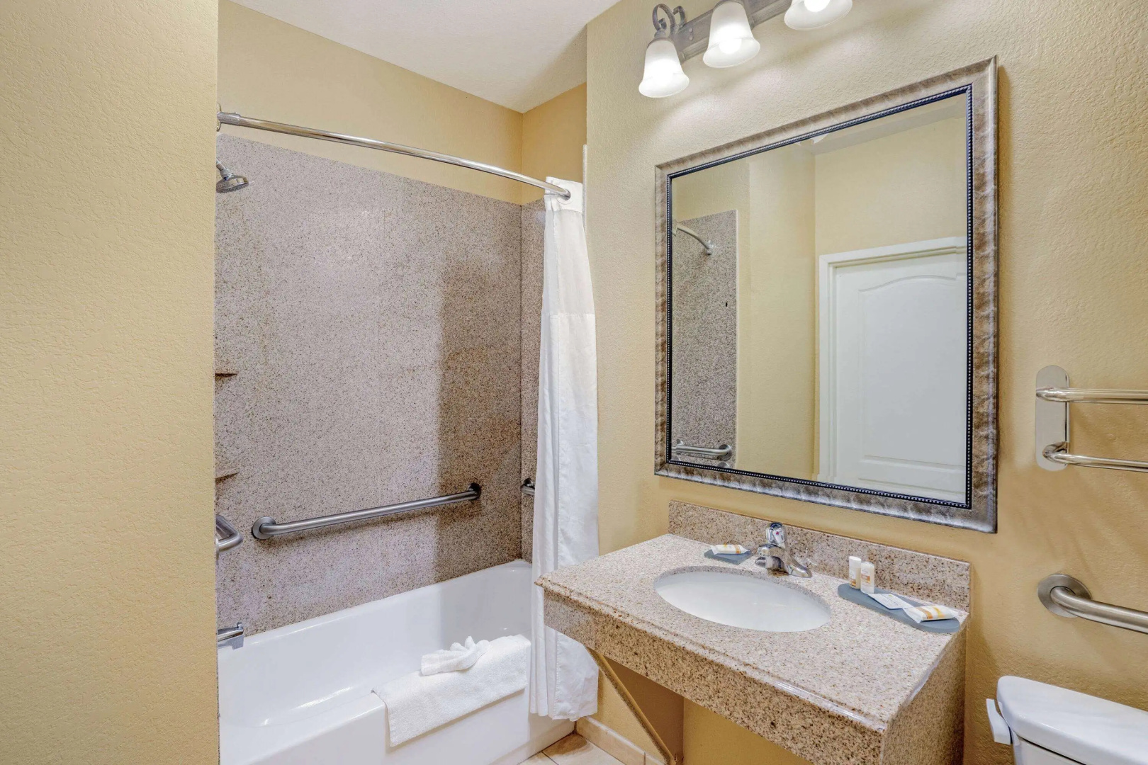 La Quinta Inn & Suites by Wyndham Vicksburg