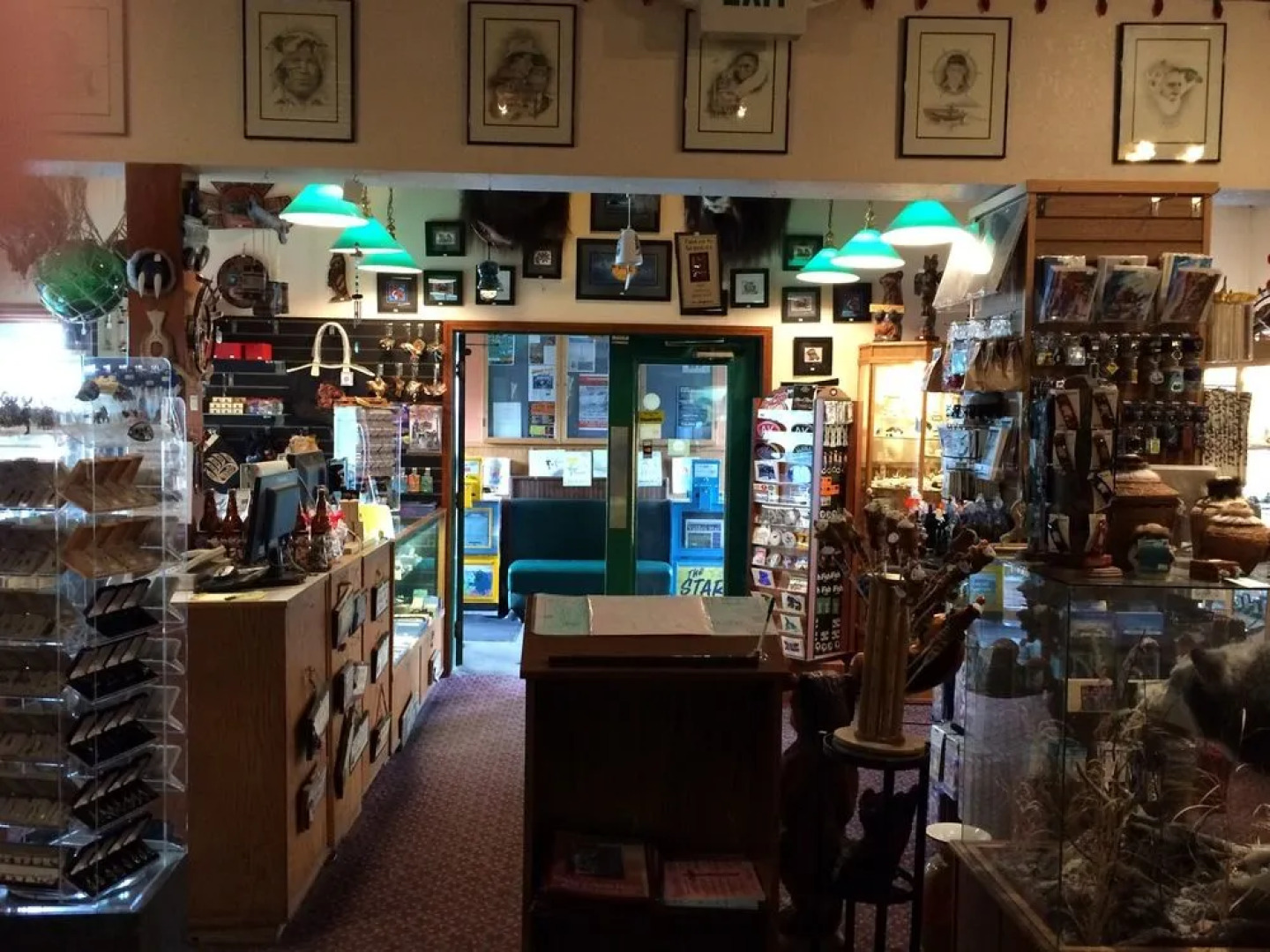 Totem Hotel and Suites