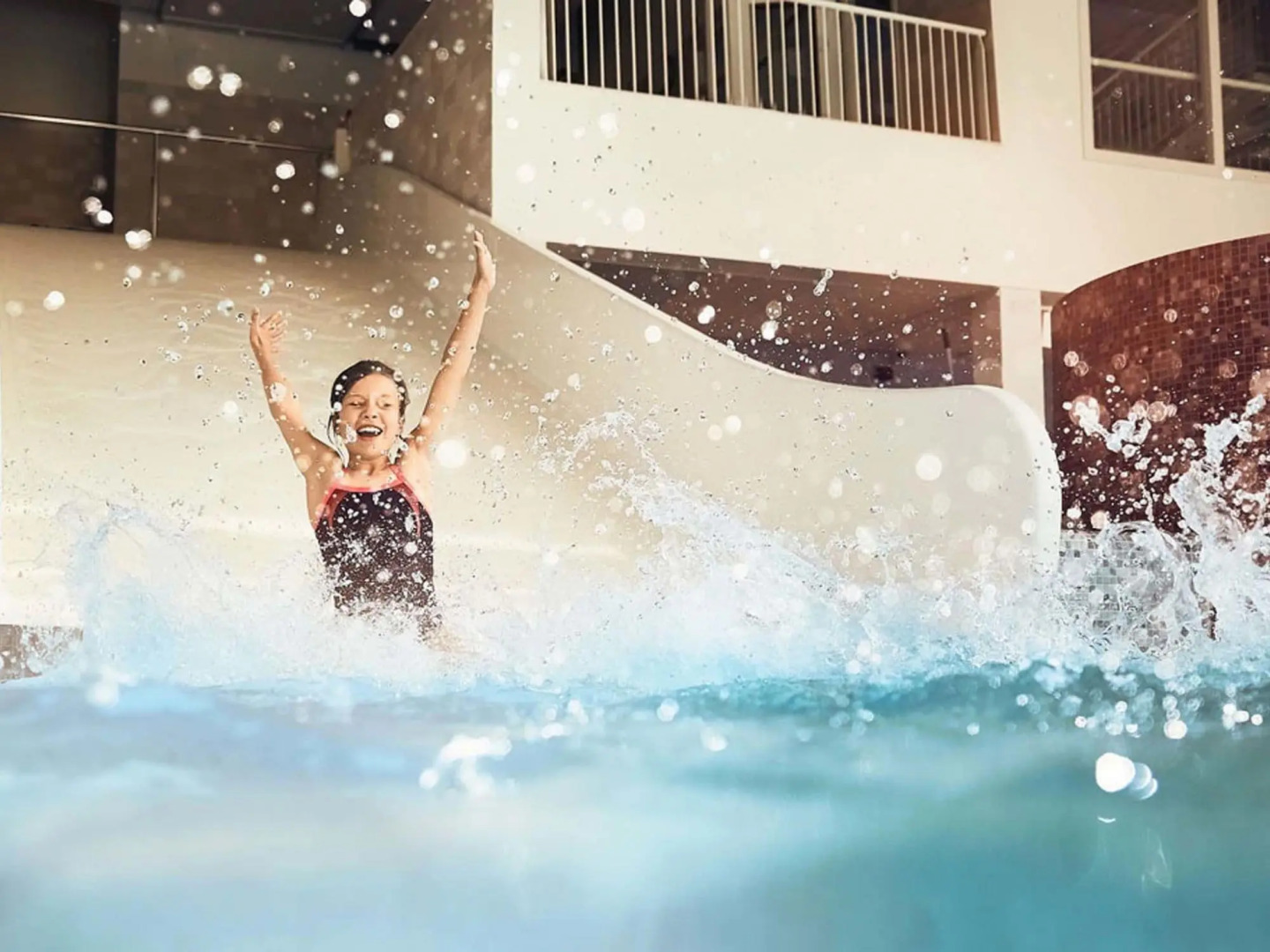 Luxury chalet with infrared sauna, on a holiday park, 2.5 km. from the beach