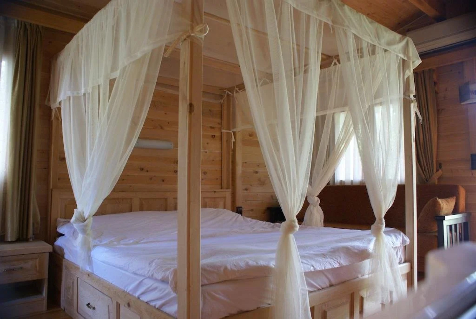 Olympos Tanrılar Kulübü