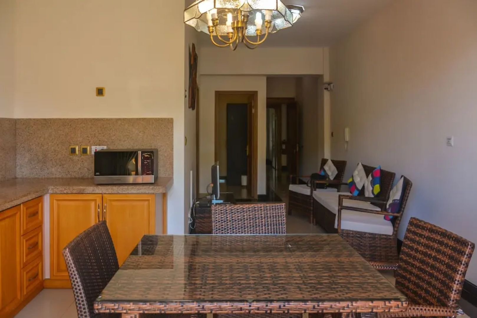 BurNas Beach & Apartments