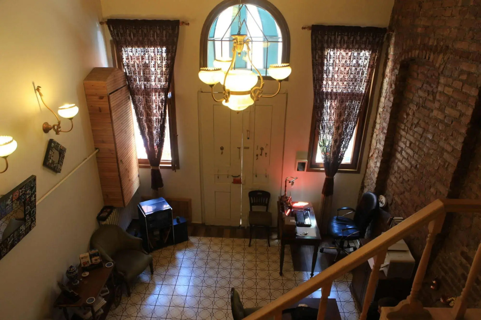 Tom Square Boutique Hotel