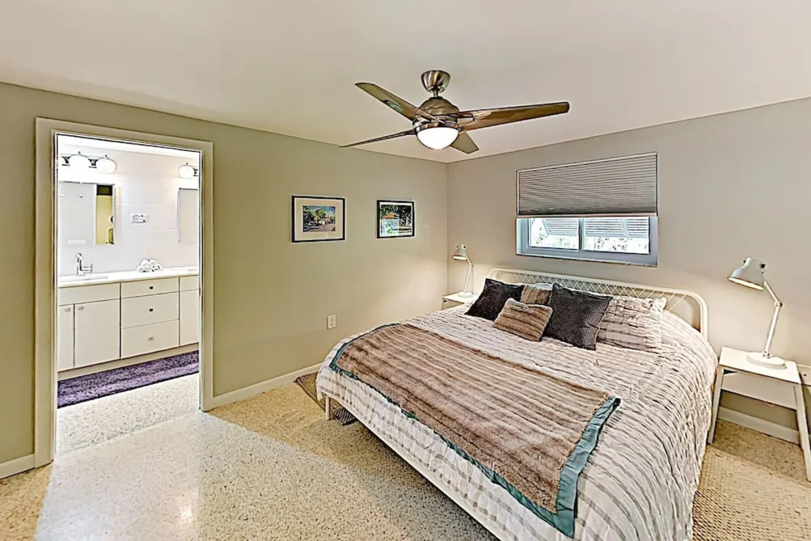 12722 Chatham Dr Home