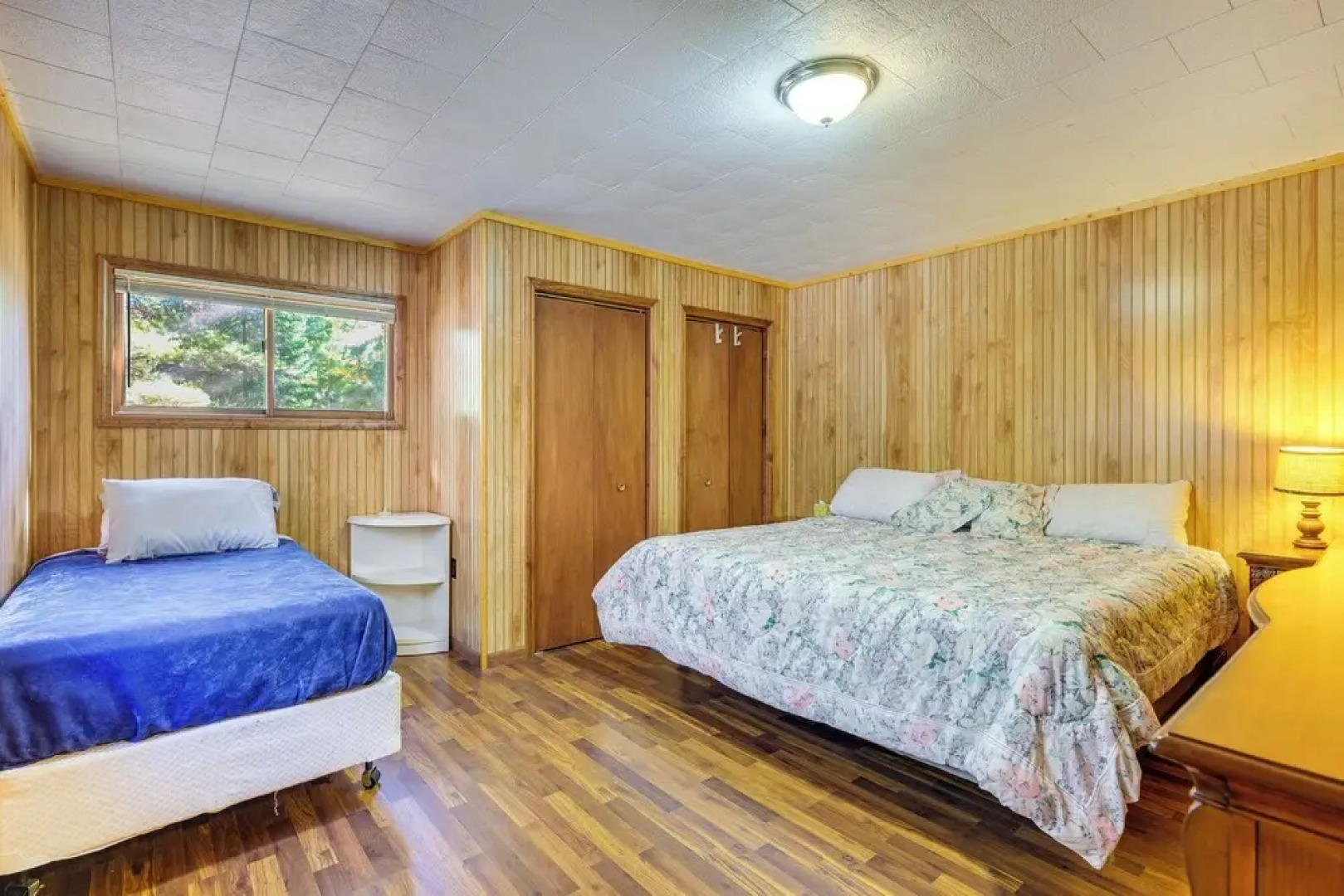 2 Blocks to Boat Ramp: Higgins Lake House w/ Grill