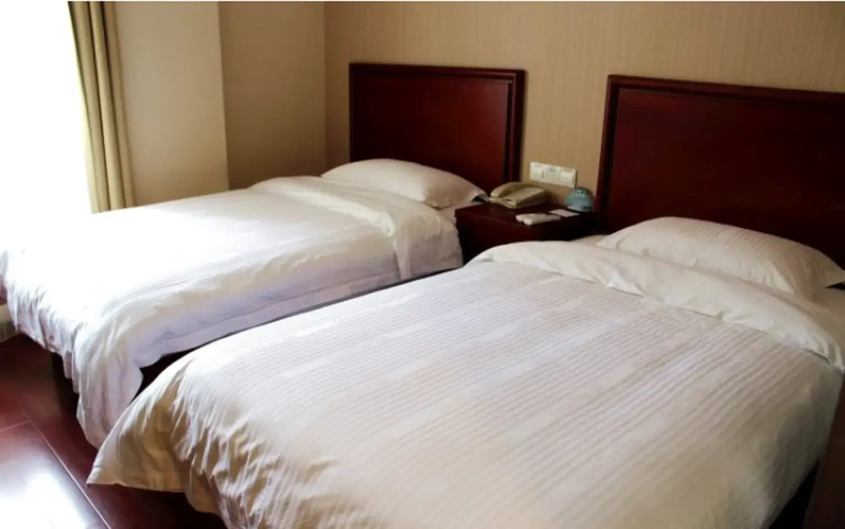 GreenTree Inn HuZhou AnJi YingBin Avenue Express Hotel