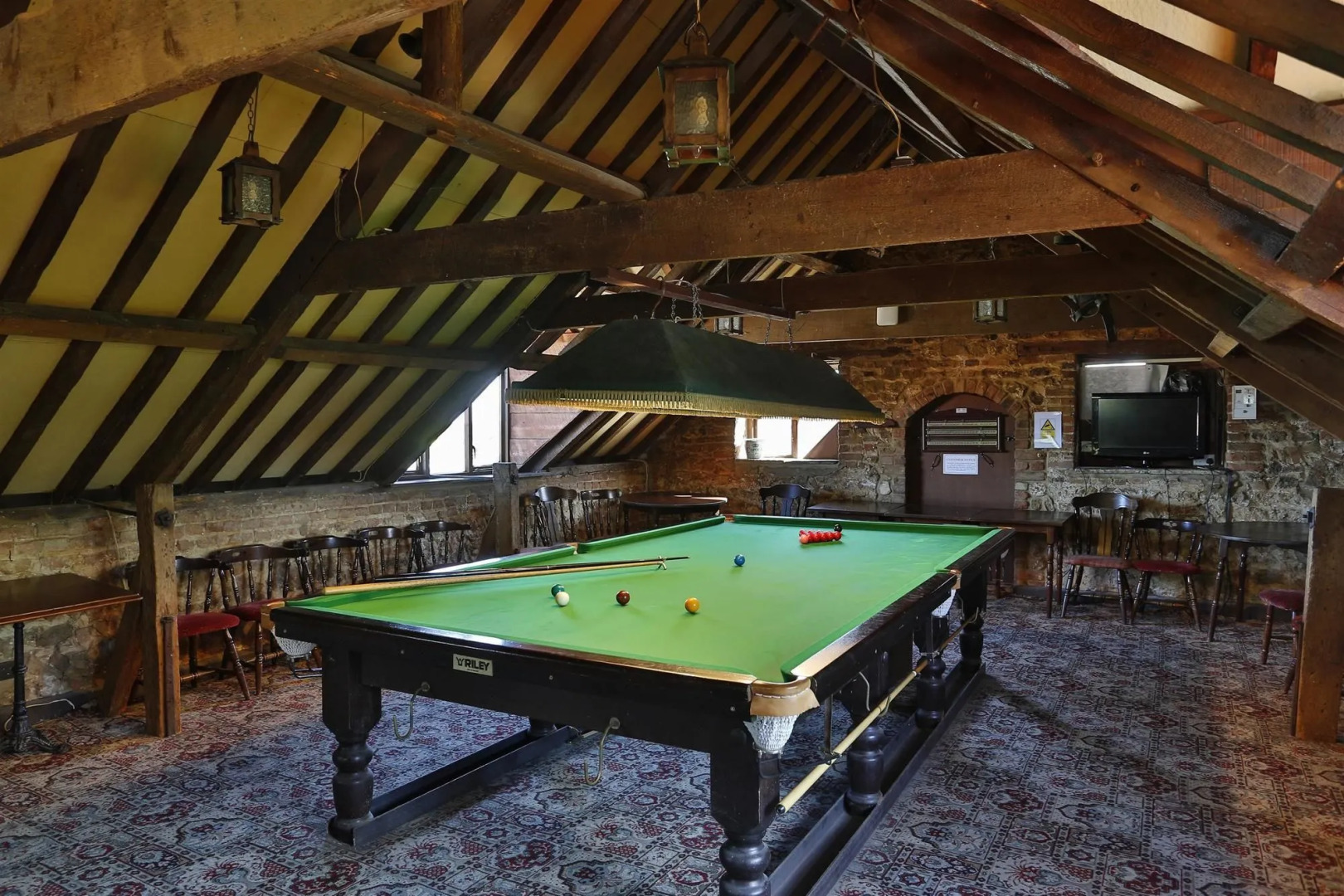 Knights Hill Hotel & Spa