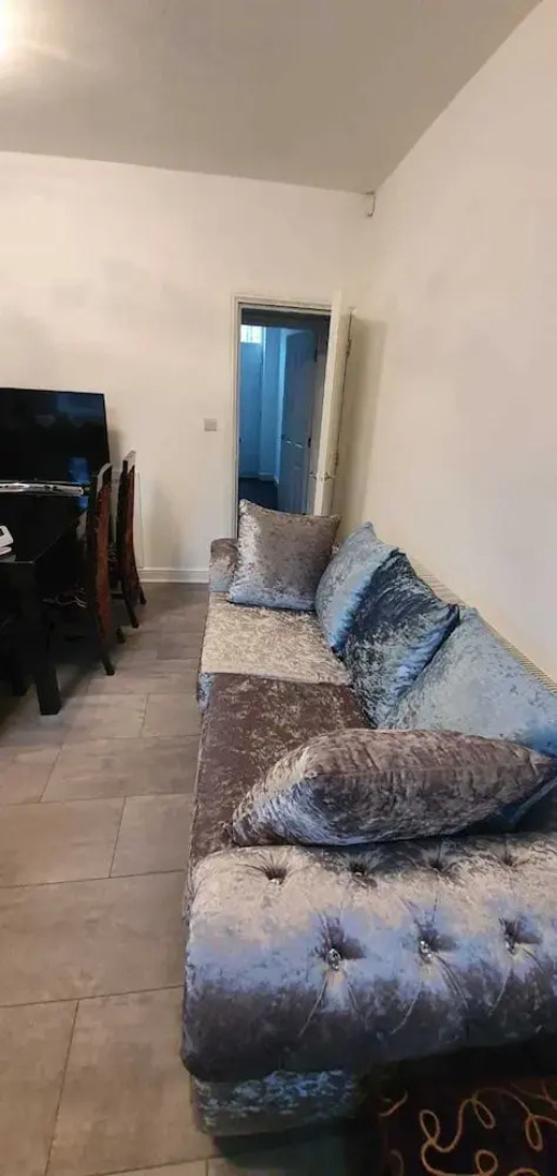 Fantastic New Room-2