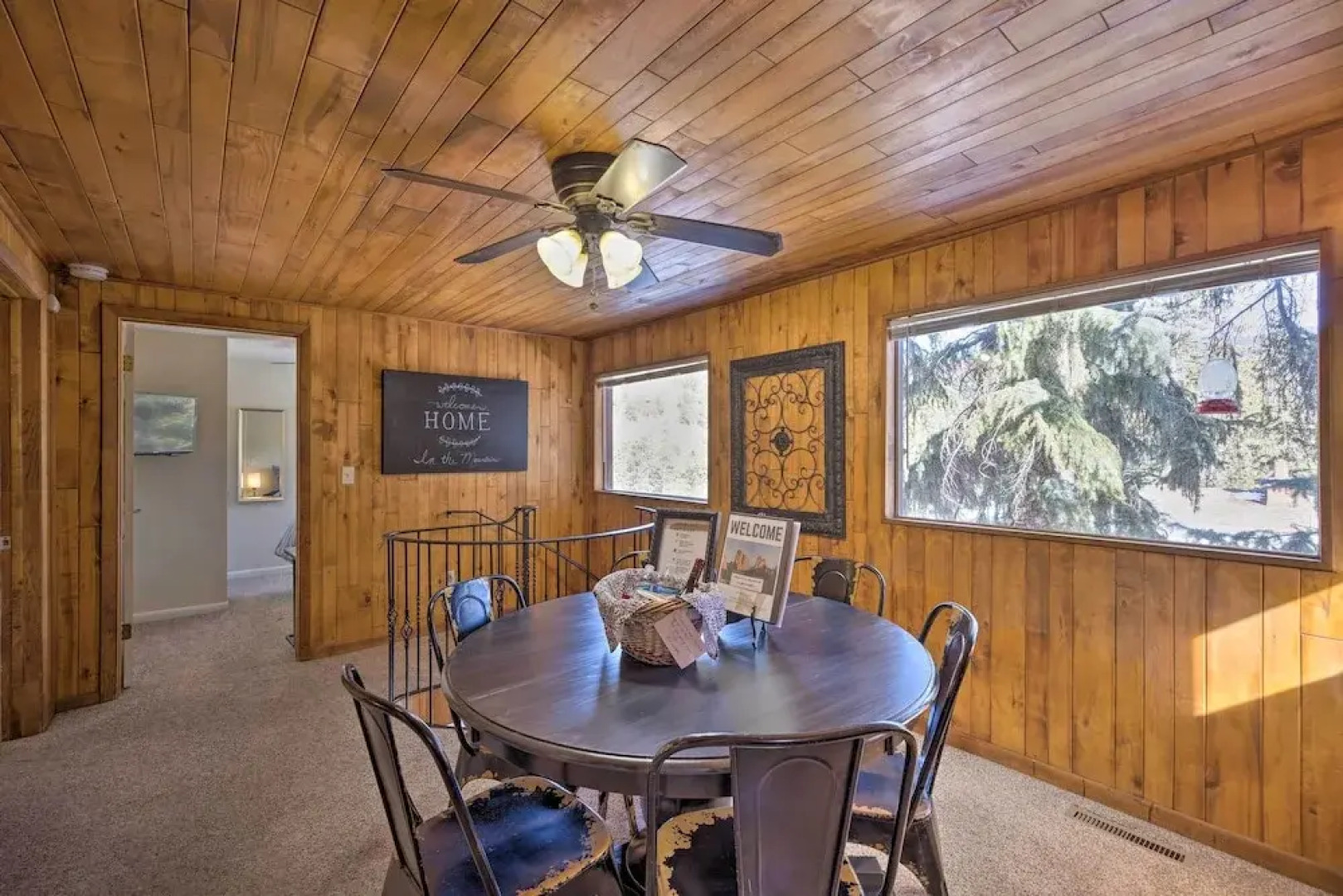 Cozy CO Rocky Mountain Retreat Near Pikes Peak!