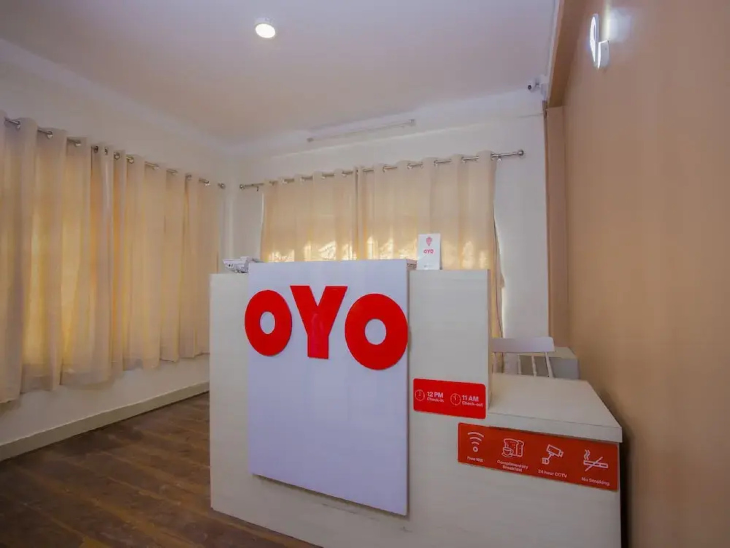 OYO 295 Asha Lodges