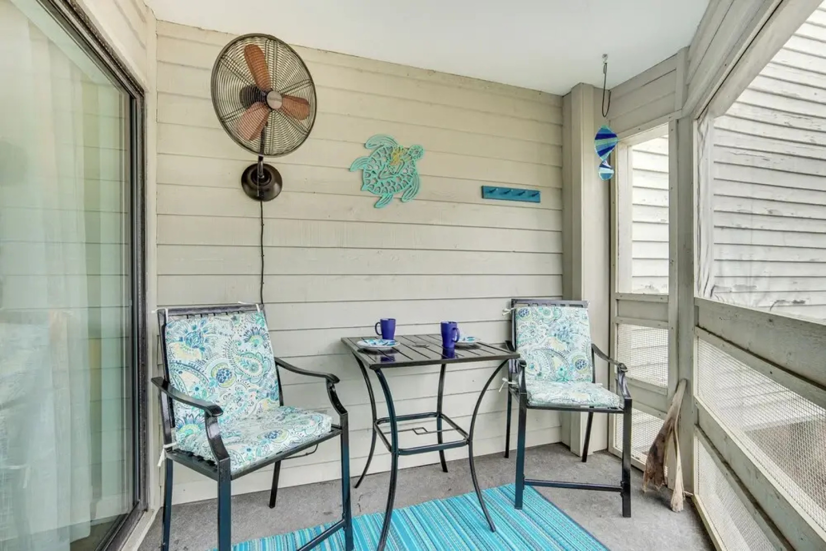 Ocean-view Saint Helena Island Condo - Pool Access