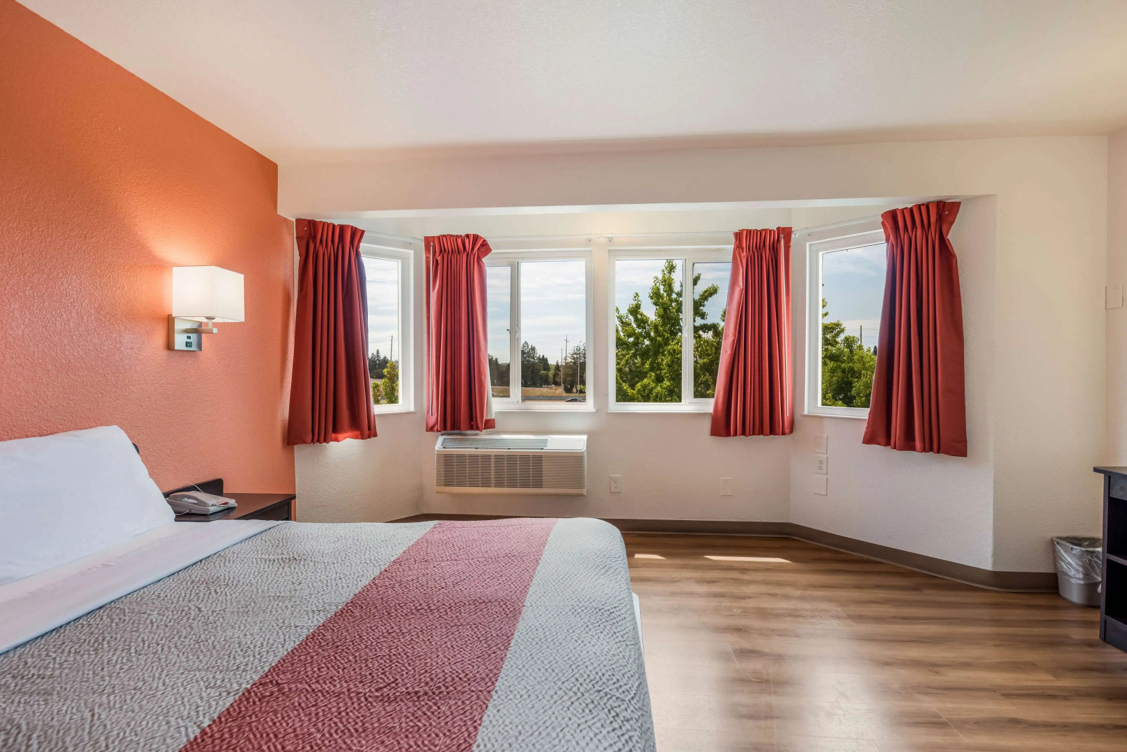 Motel 6 Rohnert Park, CA