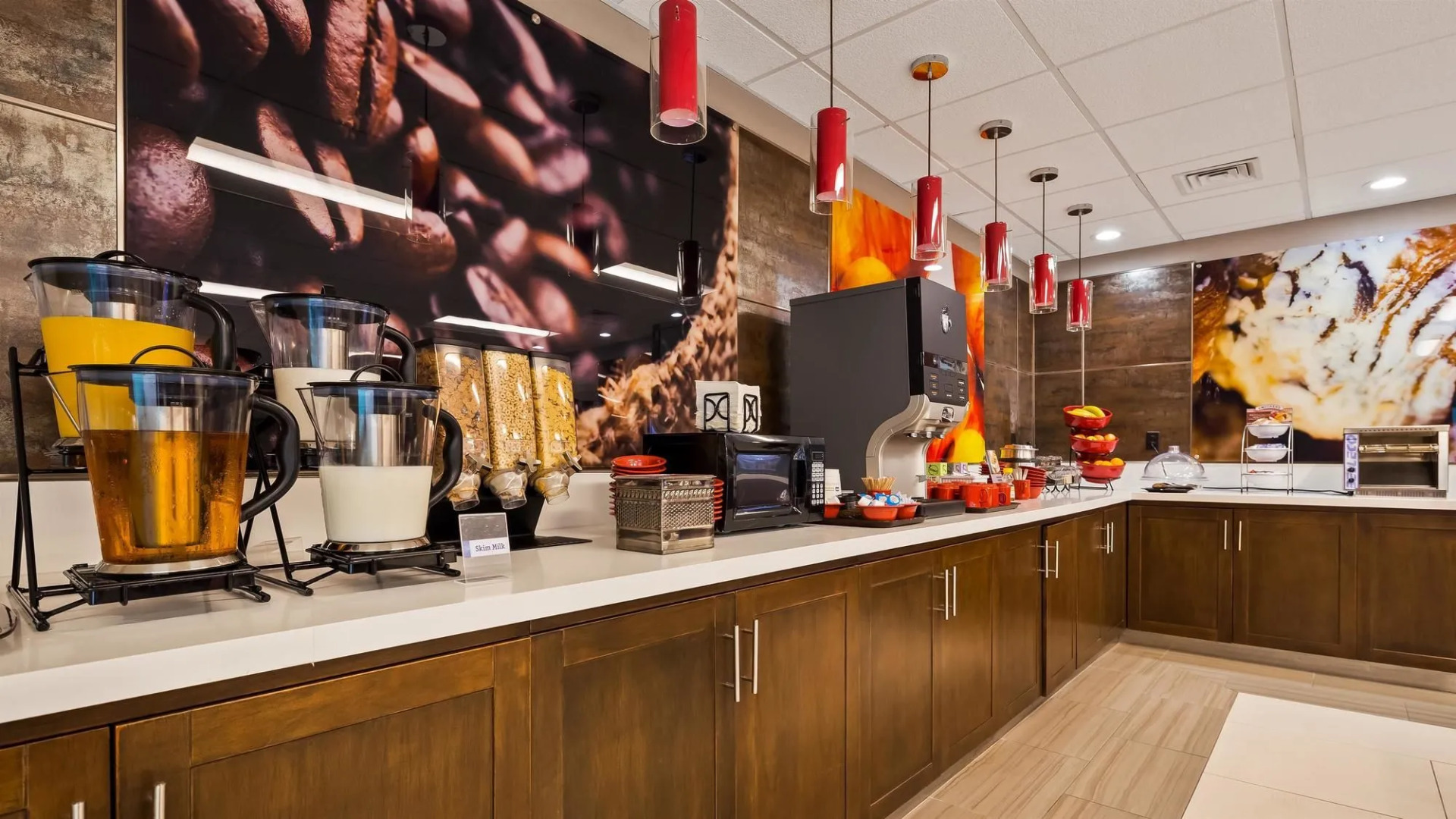 Holiday Inn Milwaukee Brookfield by IHG
