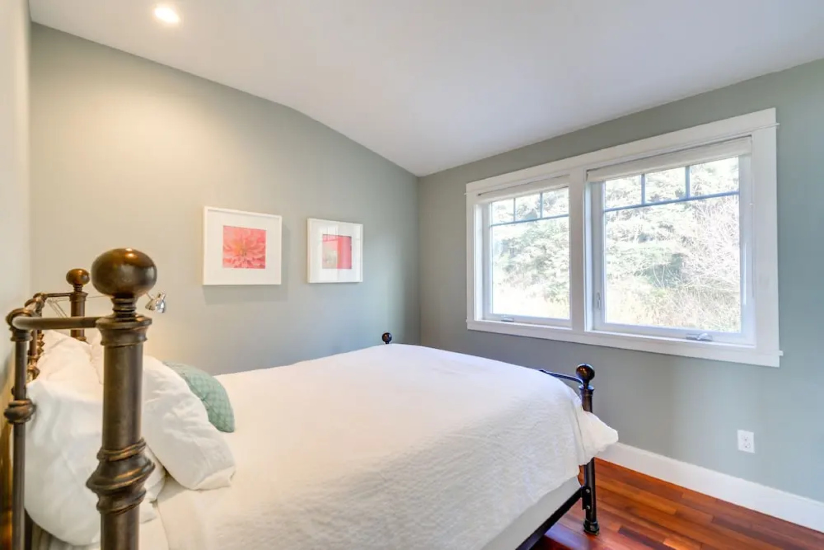 Oceanfront Moclips Retreat w/ Beach Access & View!