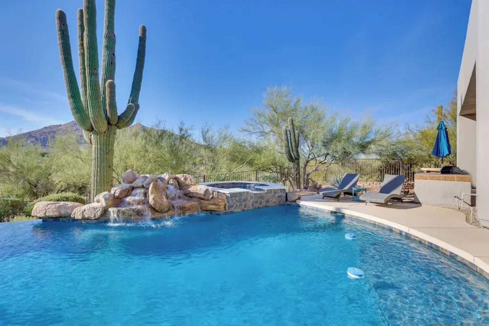 Stunning Cave Creek Home w/ Infinity Pool!
