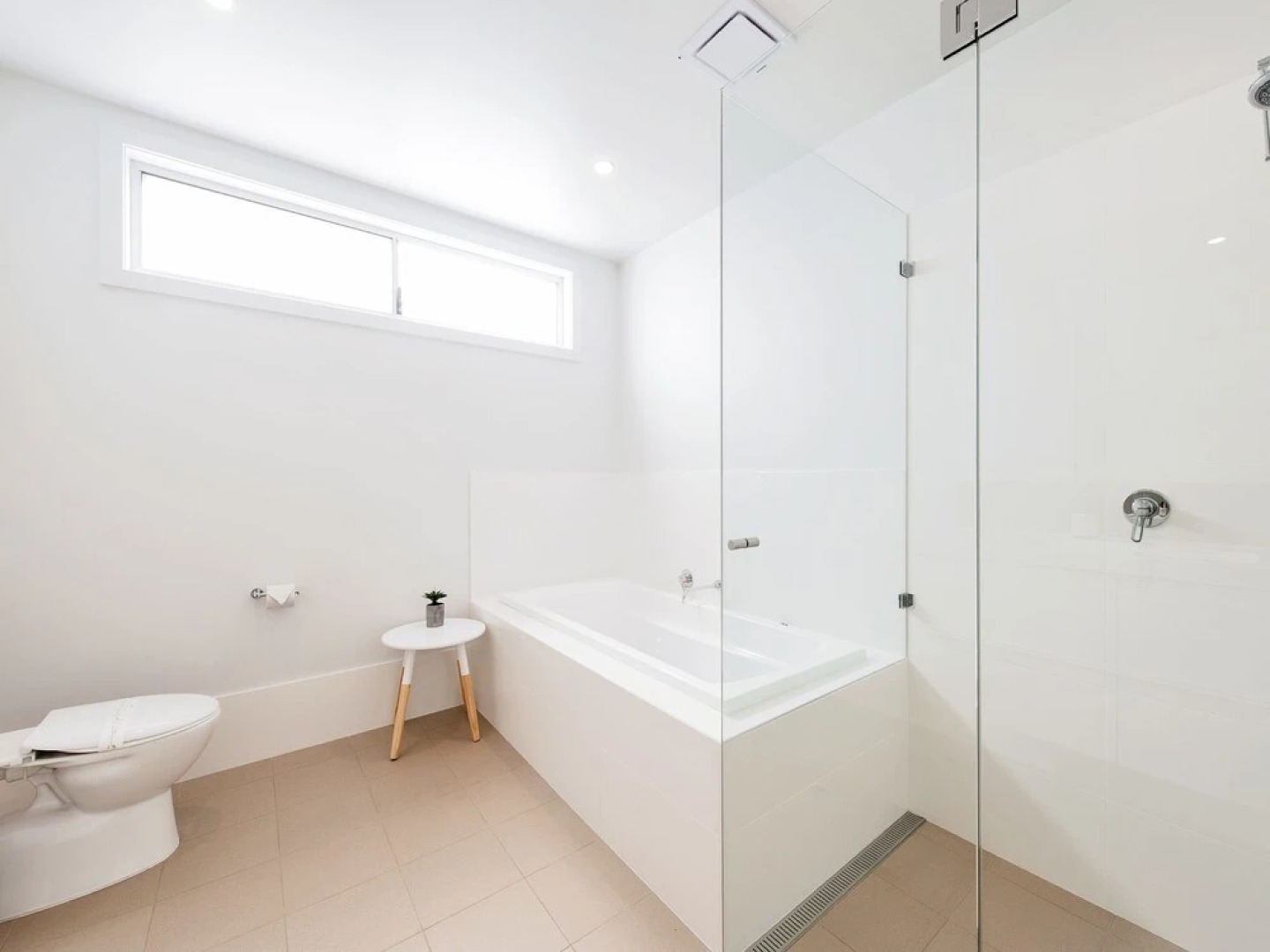 Seas the Day, 41B Ocean Avenue