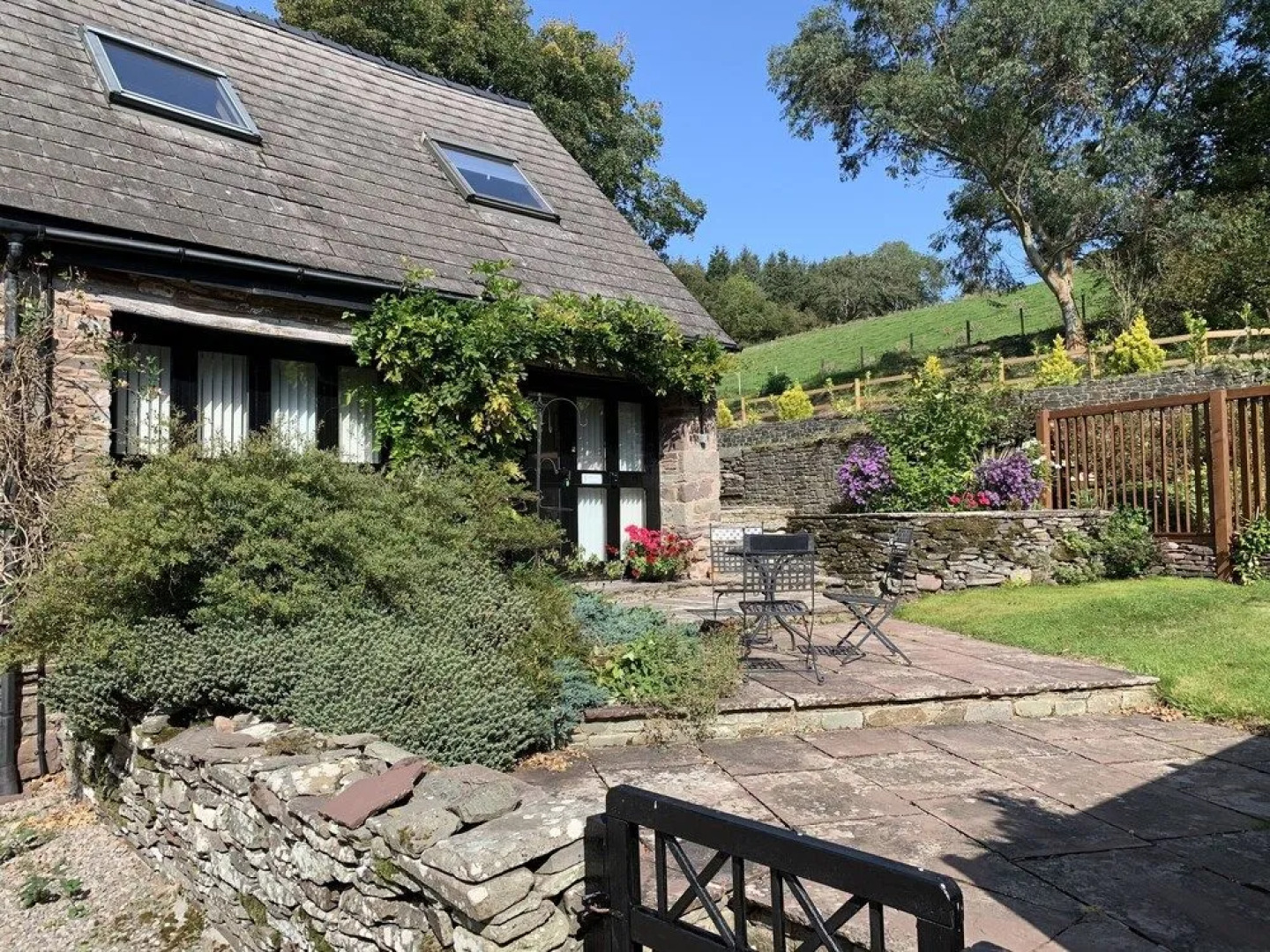 Hilltops Brecon Holiday Cottages