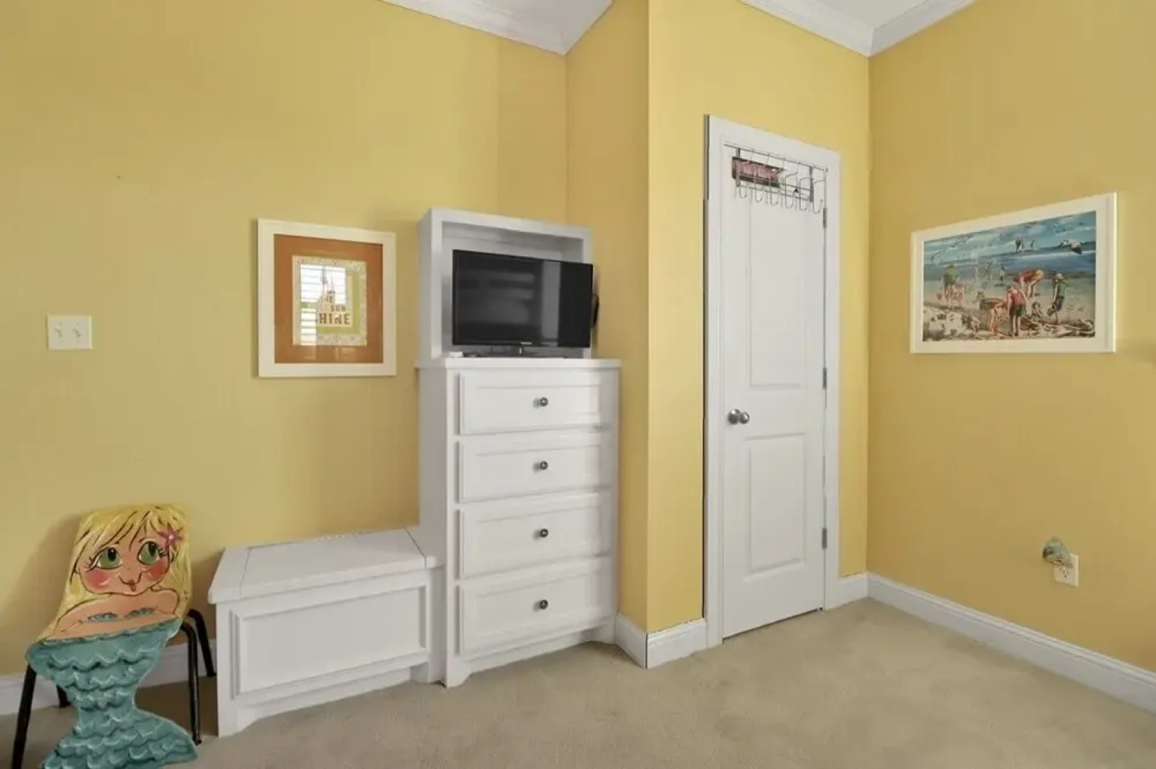 Chateau Mingo 3 Bedroom Home by RedAwning