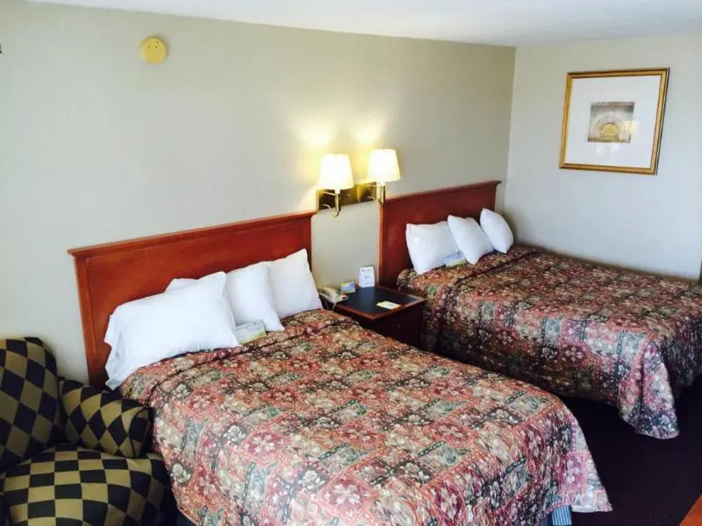 Days Inn By Wyndham Pratt