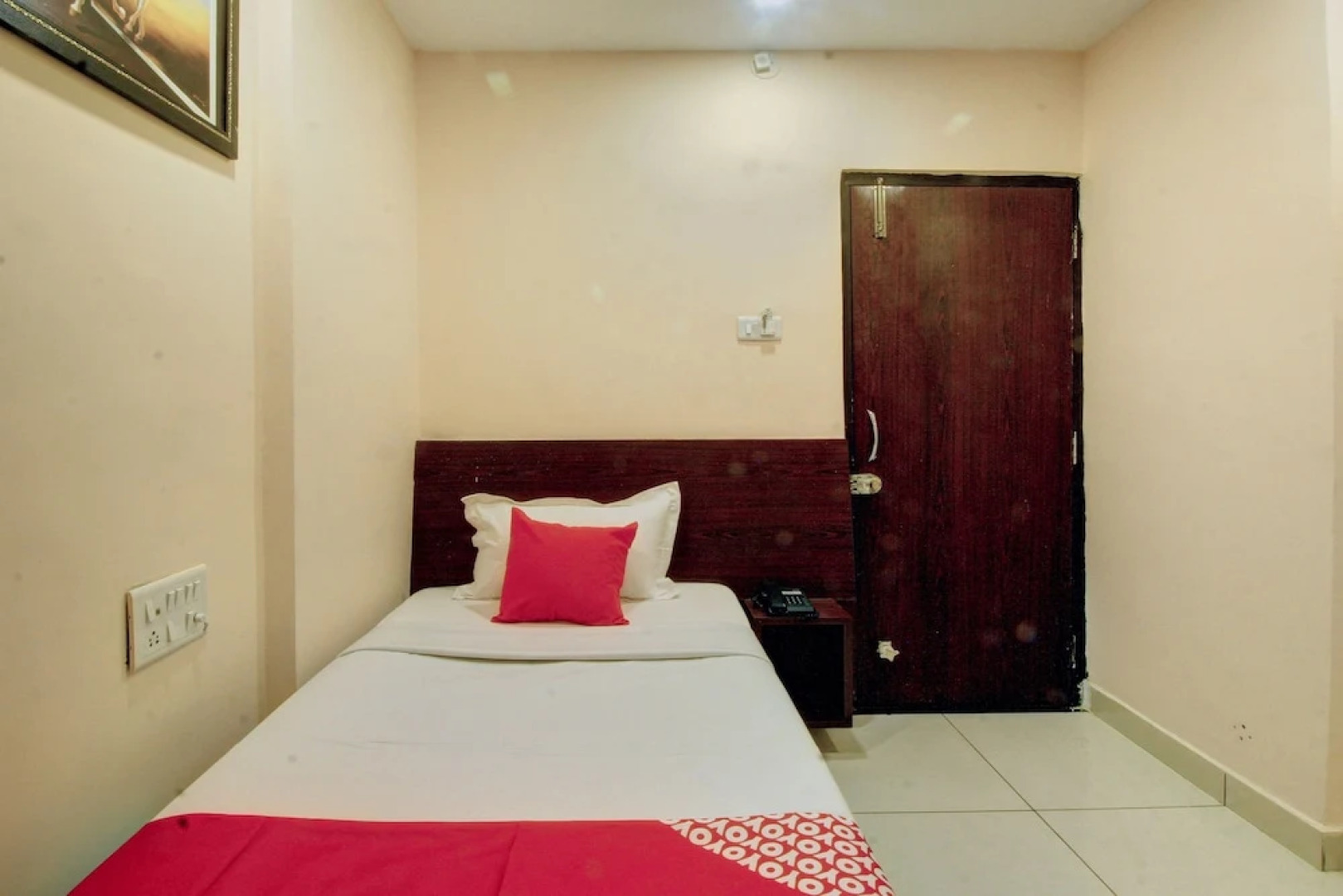 OYO 30475 Sangam Residency