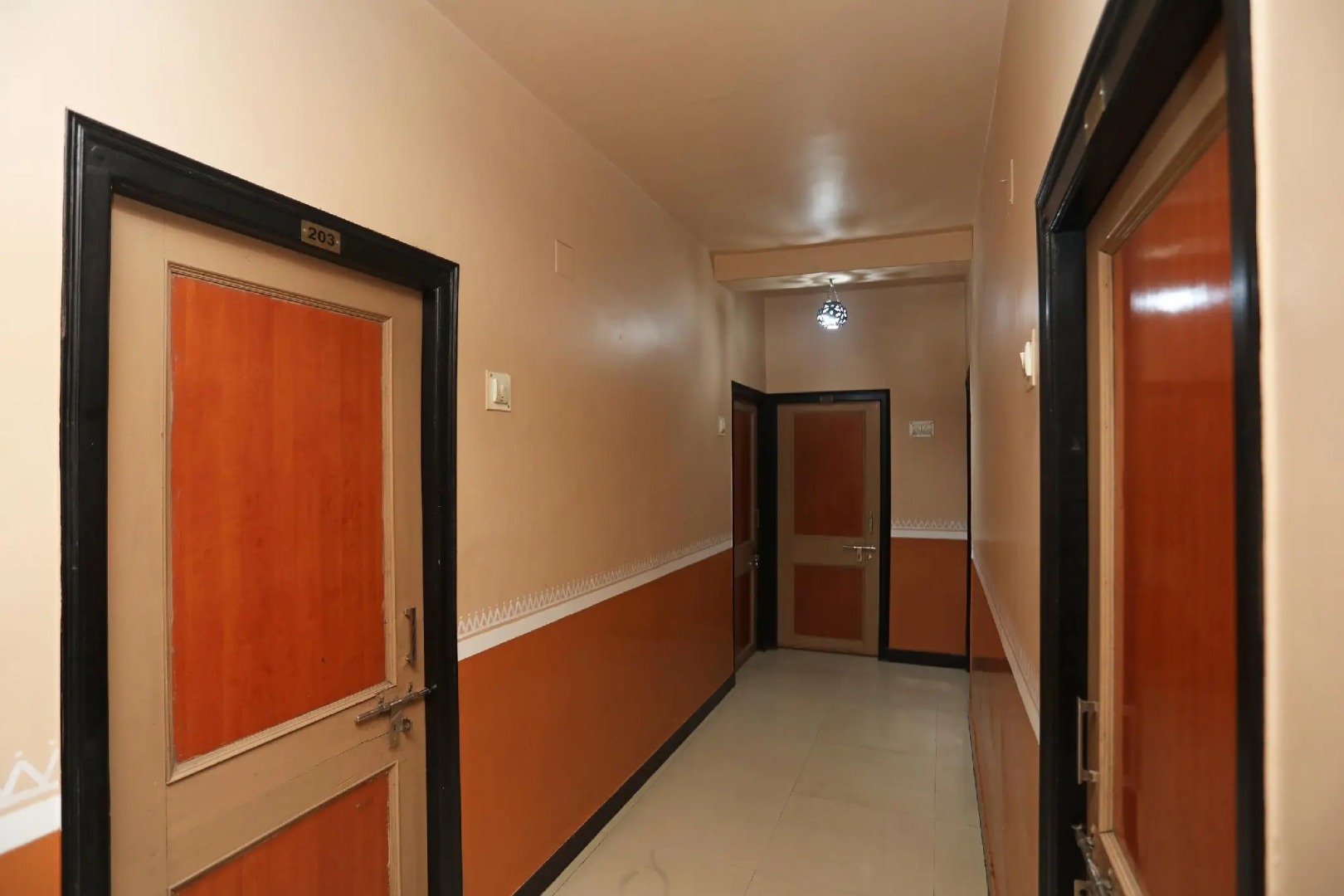 OYO 30449 Green Chilli