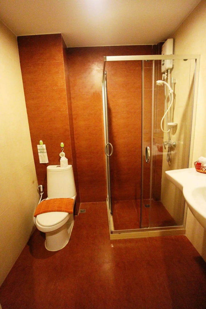 Toto Residence