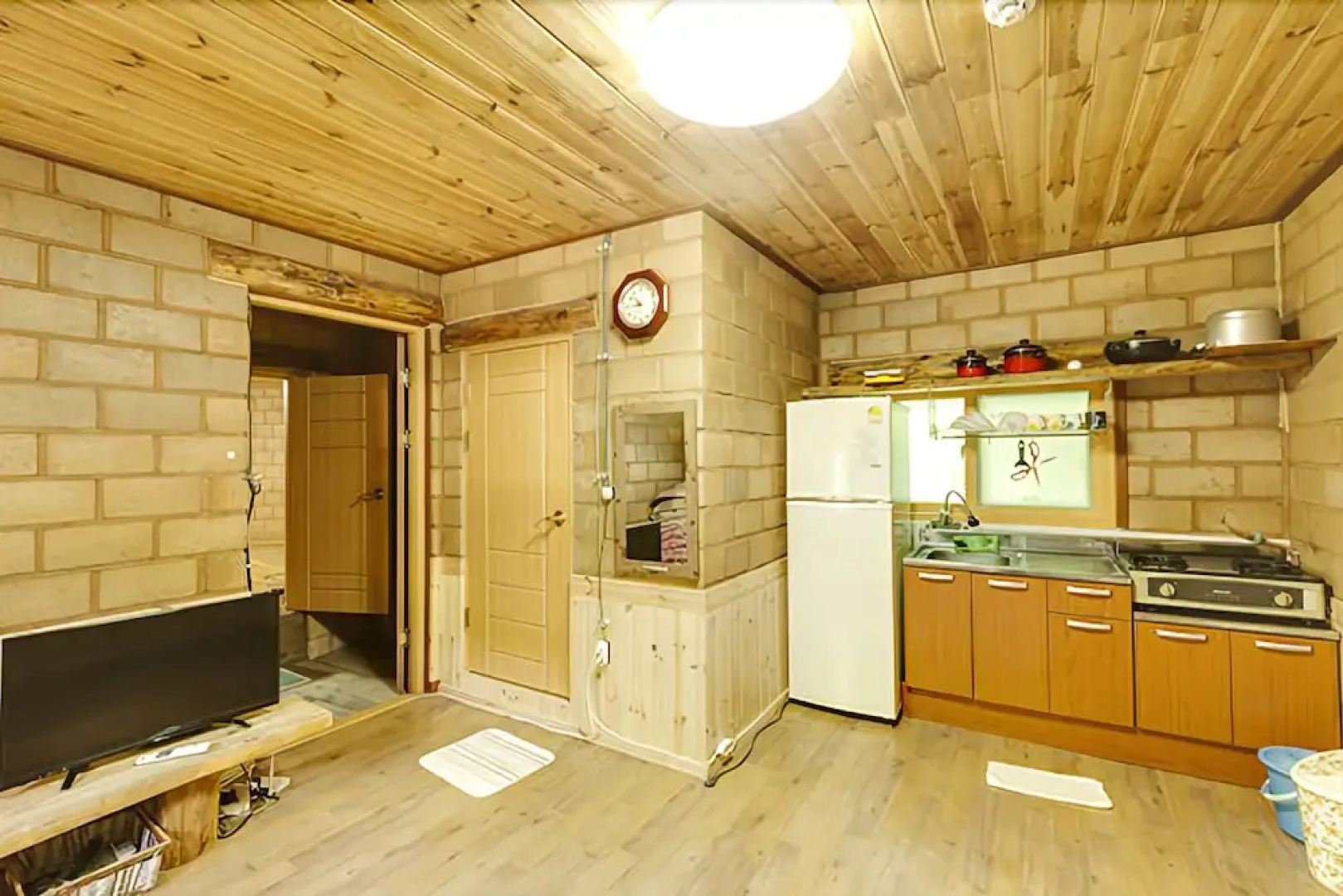 Inje Horangbau Pension