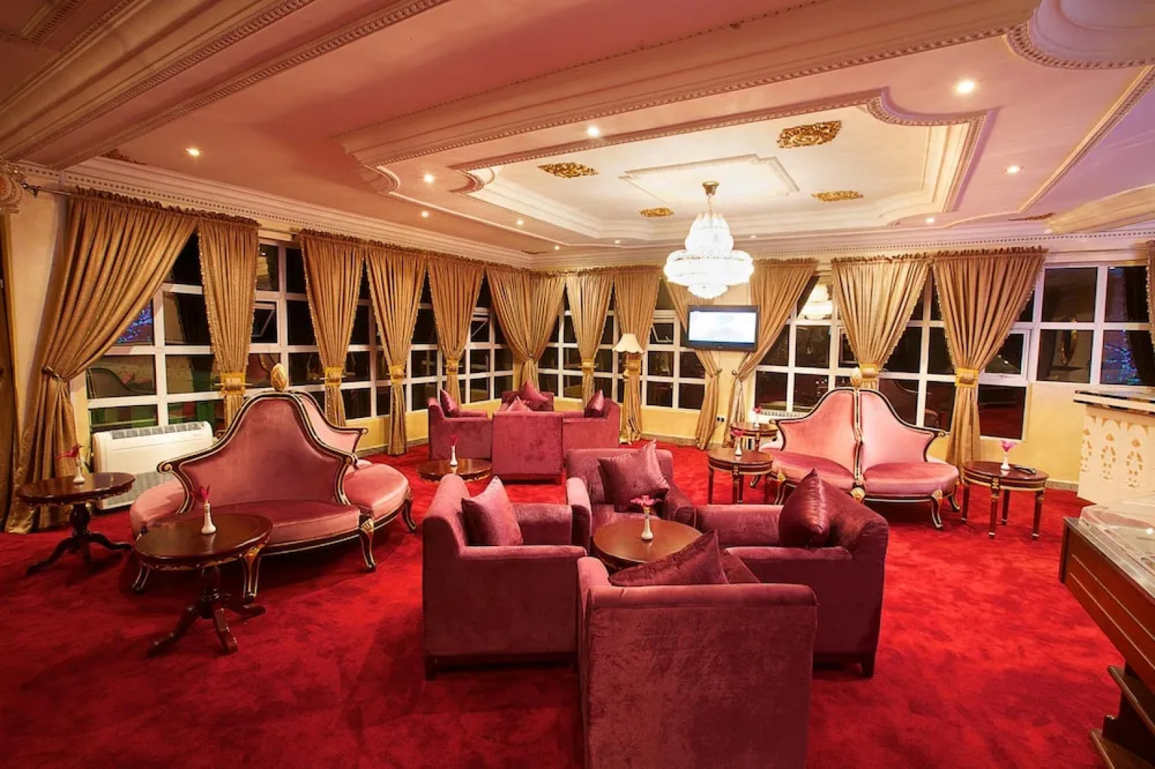 Aridolf Resort Wellness Centre & Spa