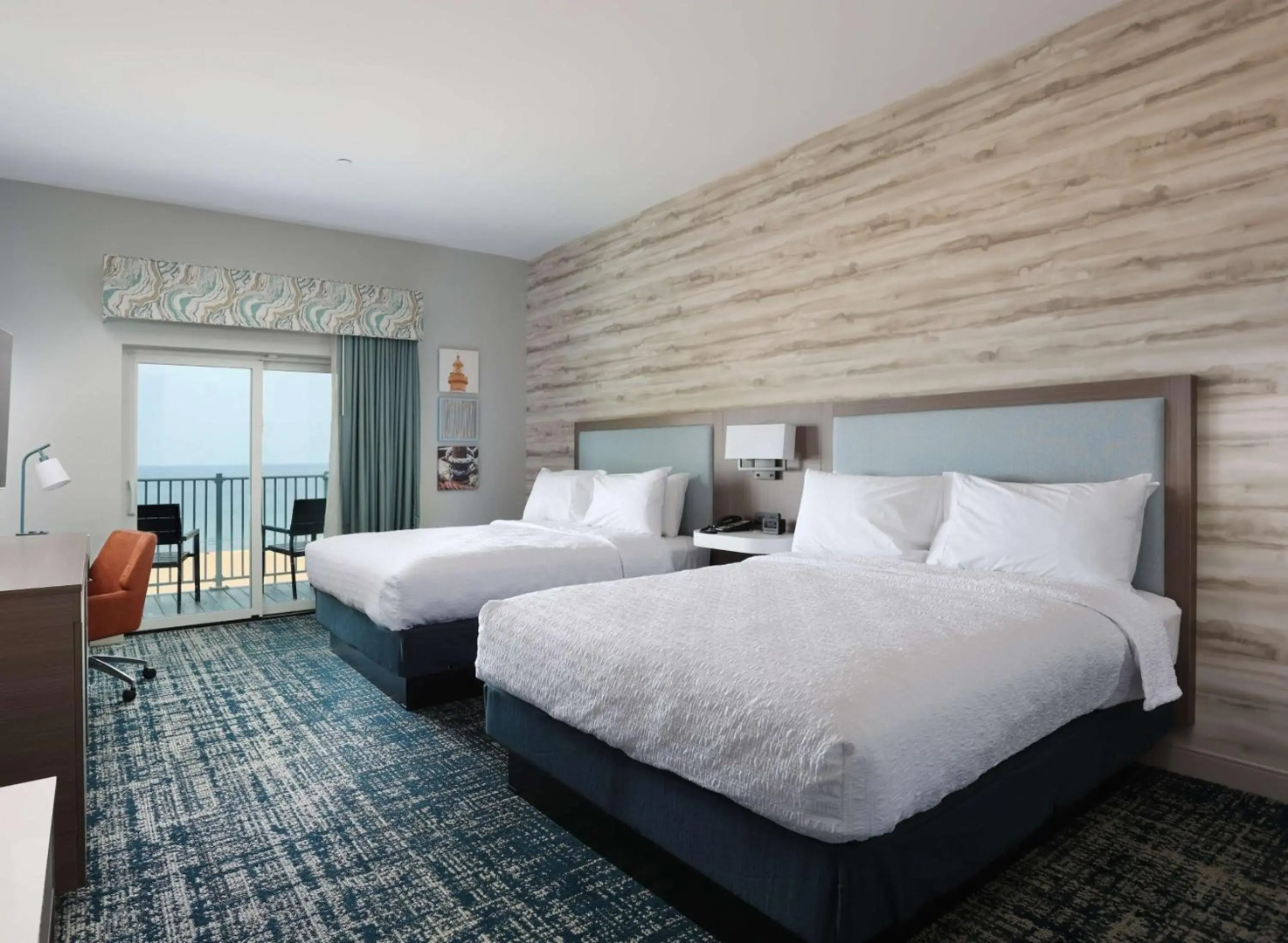 Hampton Inn & Suites Manistee Waterfront