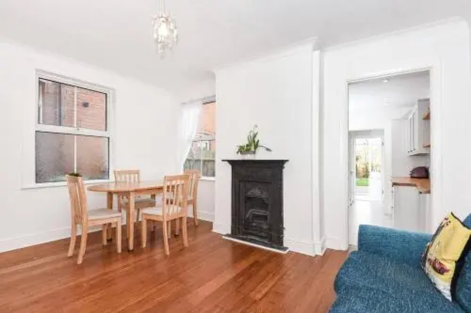 Denham Road #Dr5Bed3