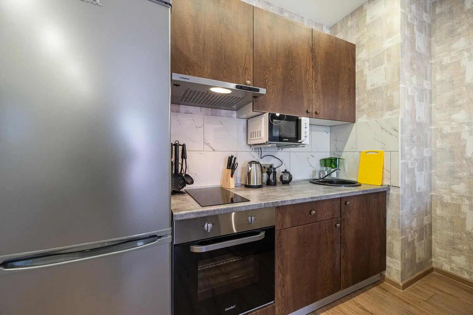 Апартаменты Пять Звезд на Лесопарковой