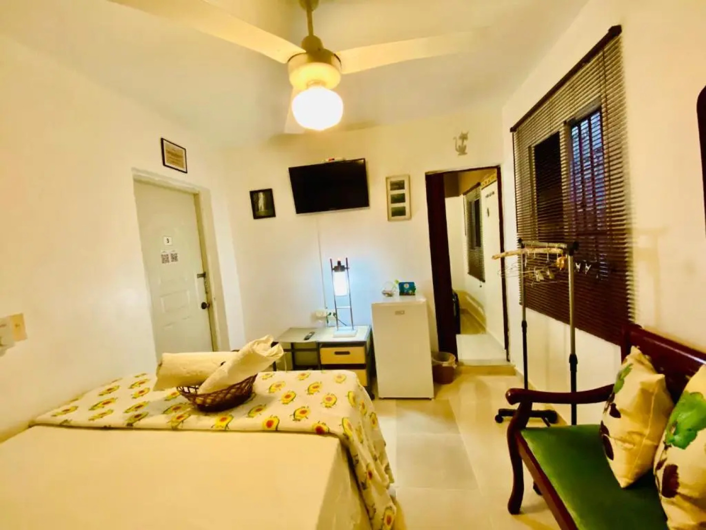 La Fuente House Hostel