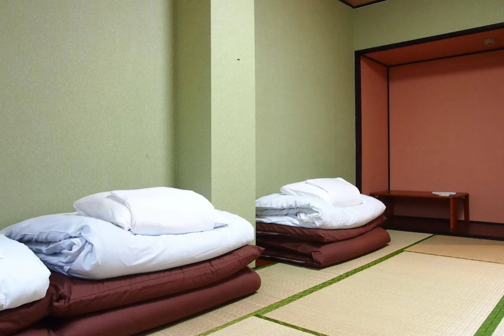 Khaosan Chitose Family Hostel