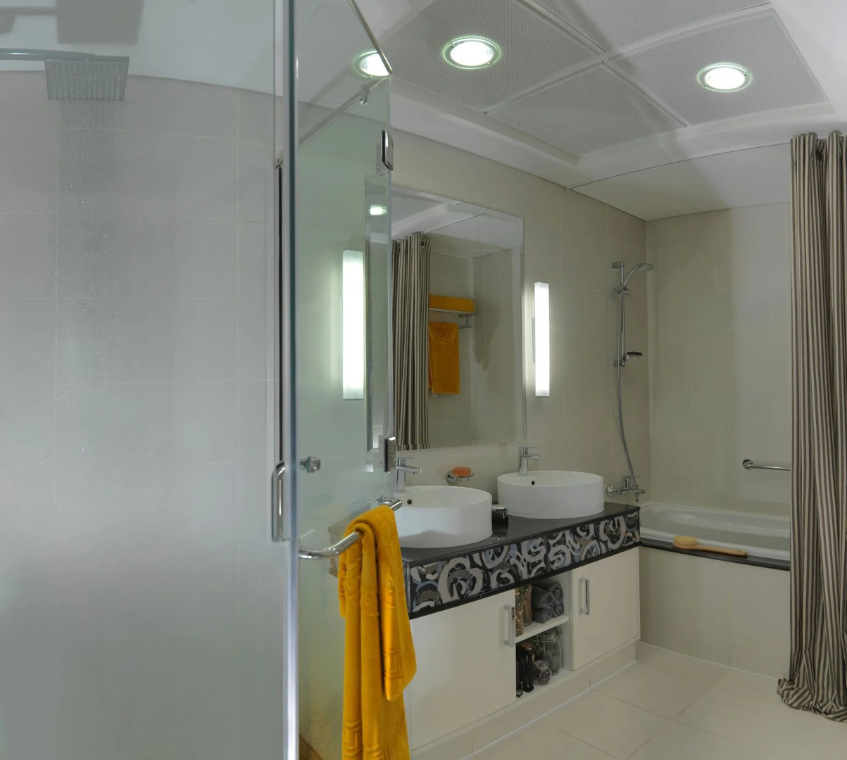 DAMAC Maison Mall Street