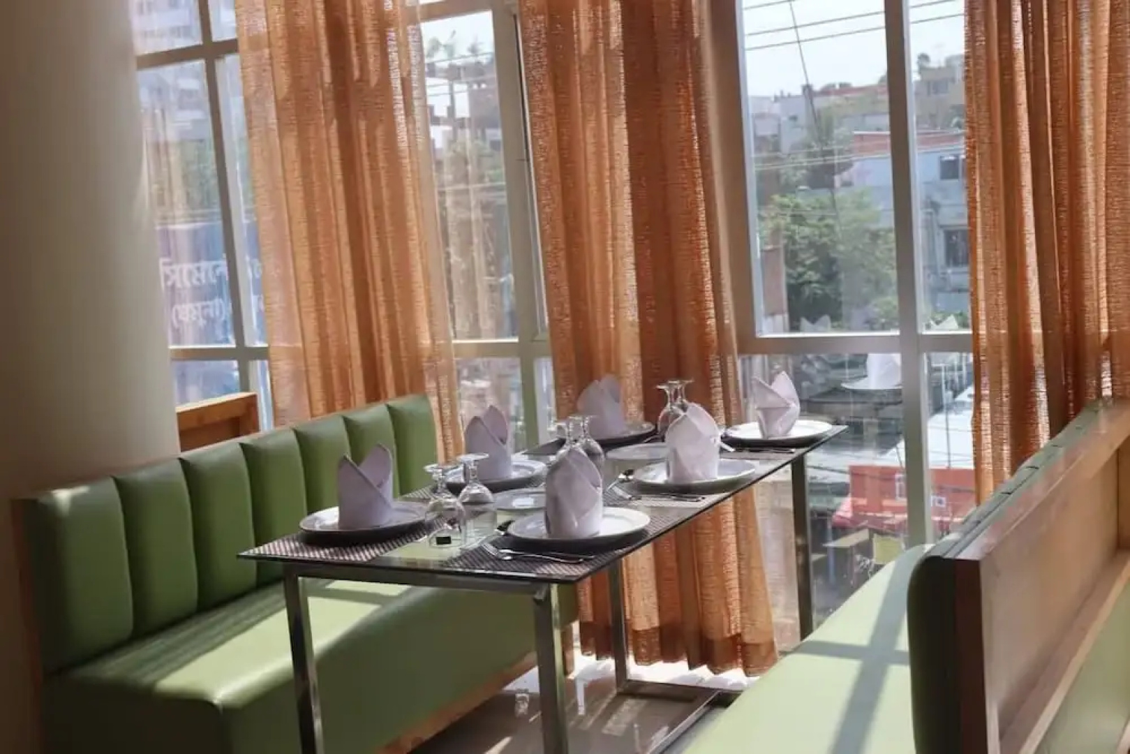 Grand Castle Hotel
