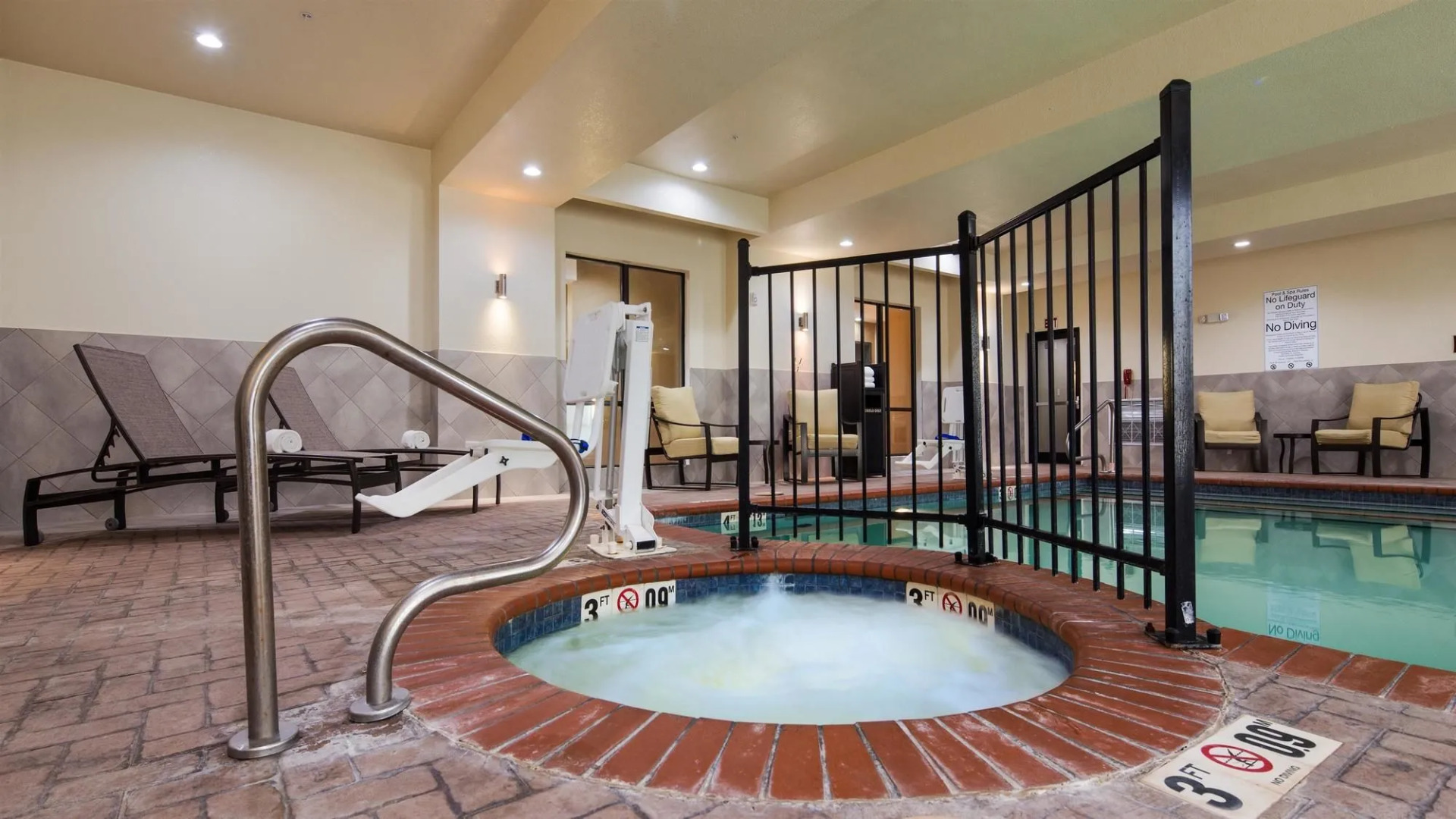 Best Western Plus Fairview Inn & Suites