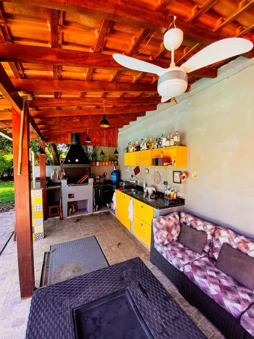 Excelente casa térrea na Granja Viana