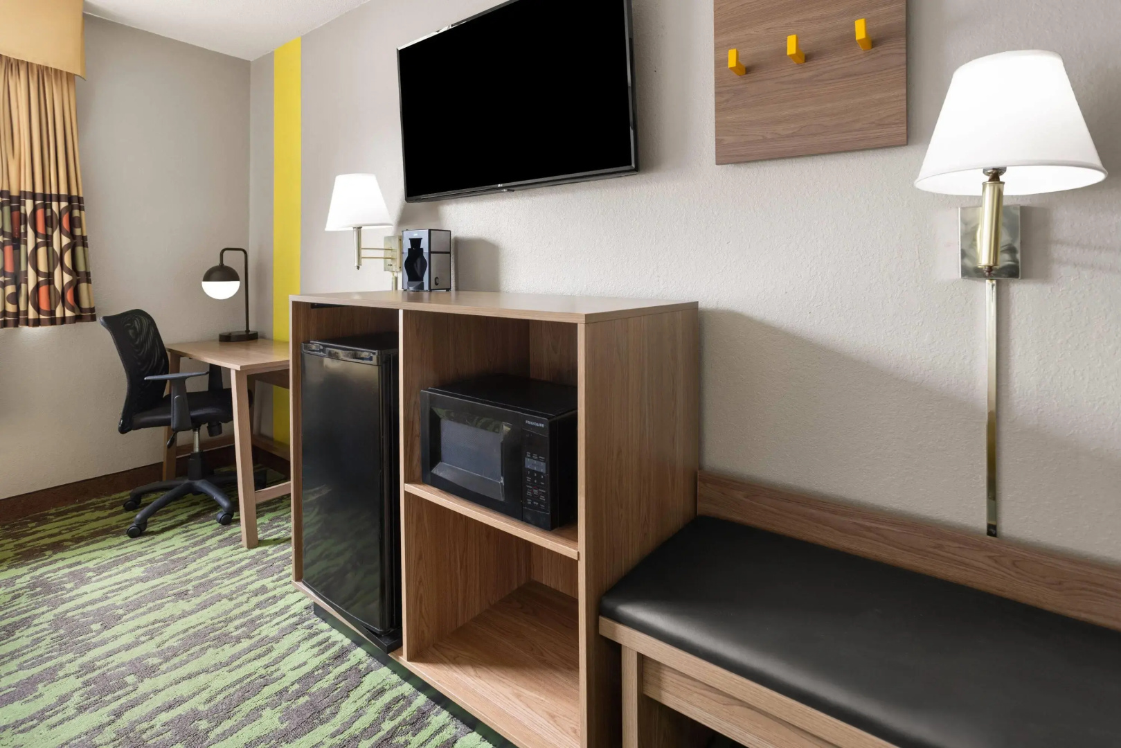 Super 8 by Wyndham New Stanton