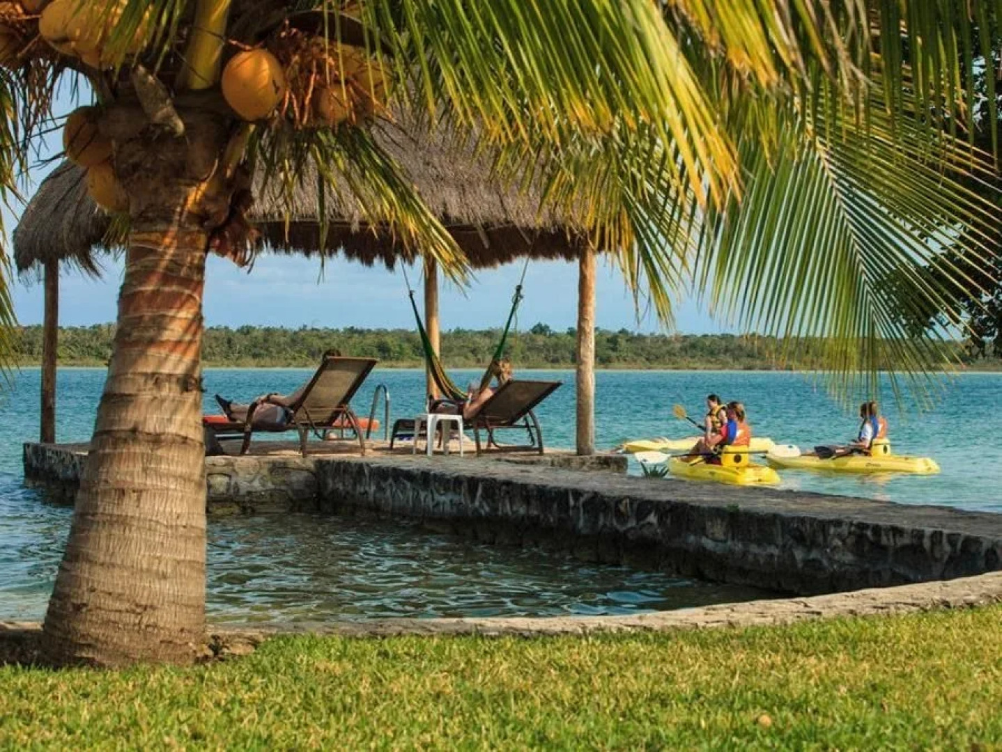Bacalar Lagoon Resort