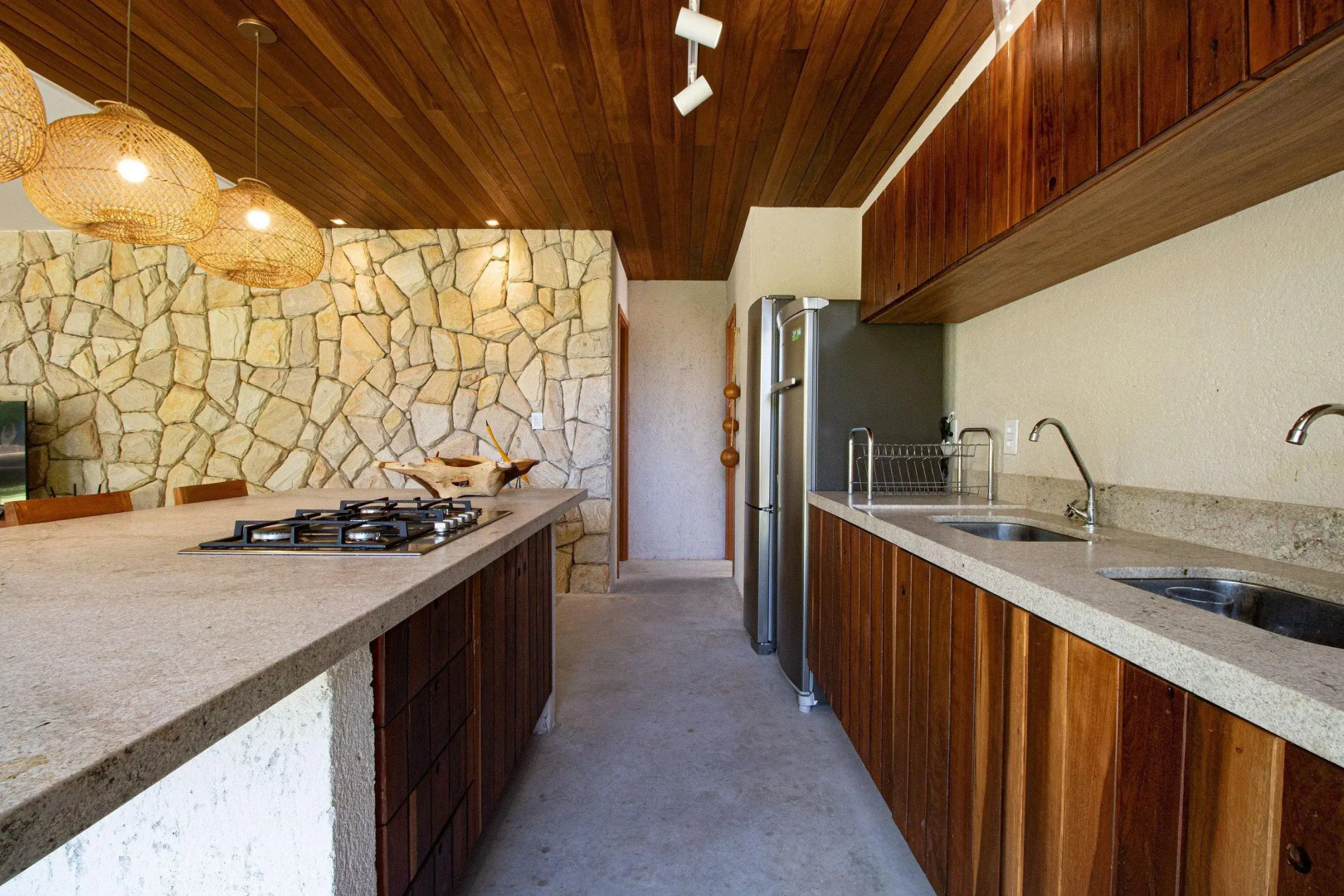 São M dos Milagres Casa 04 Suítes