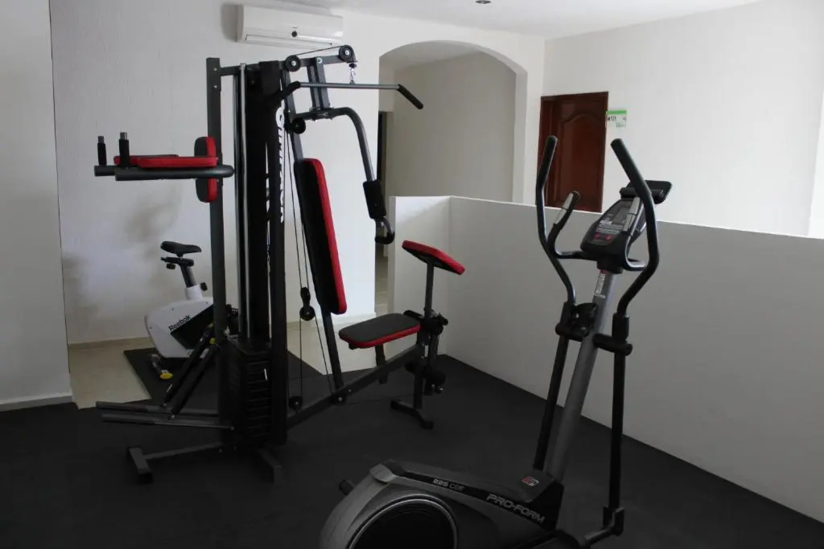 Hotel Ceo Group Malecon