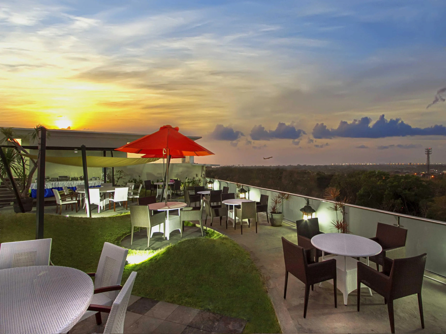 DenBukit Residence and Suite