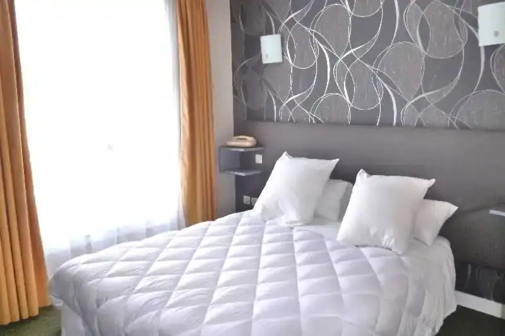 Hôtel De Brunville Et Restaurant Le 7ème Art